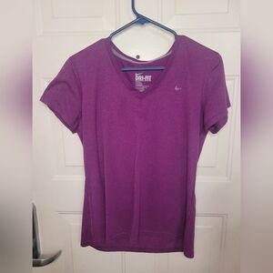 Women,s Nike‎ Purple Dry Fit V-neck Activewear Top Size Large